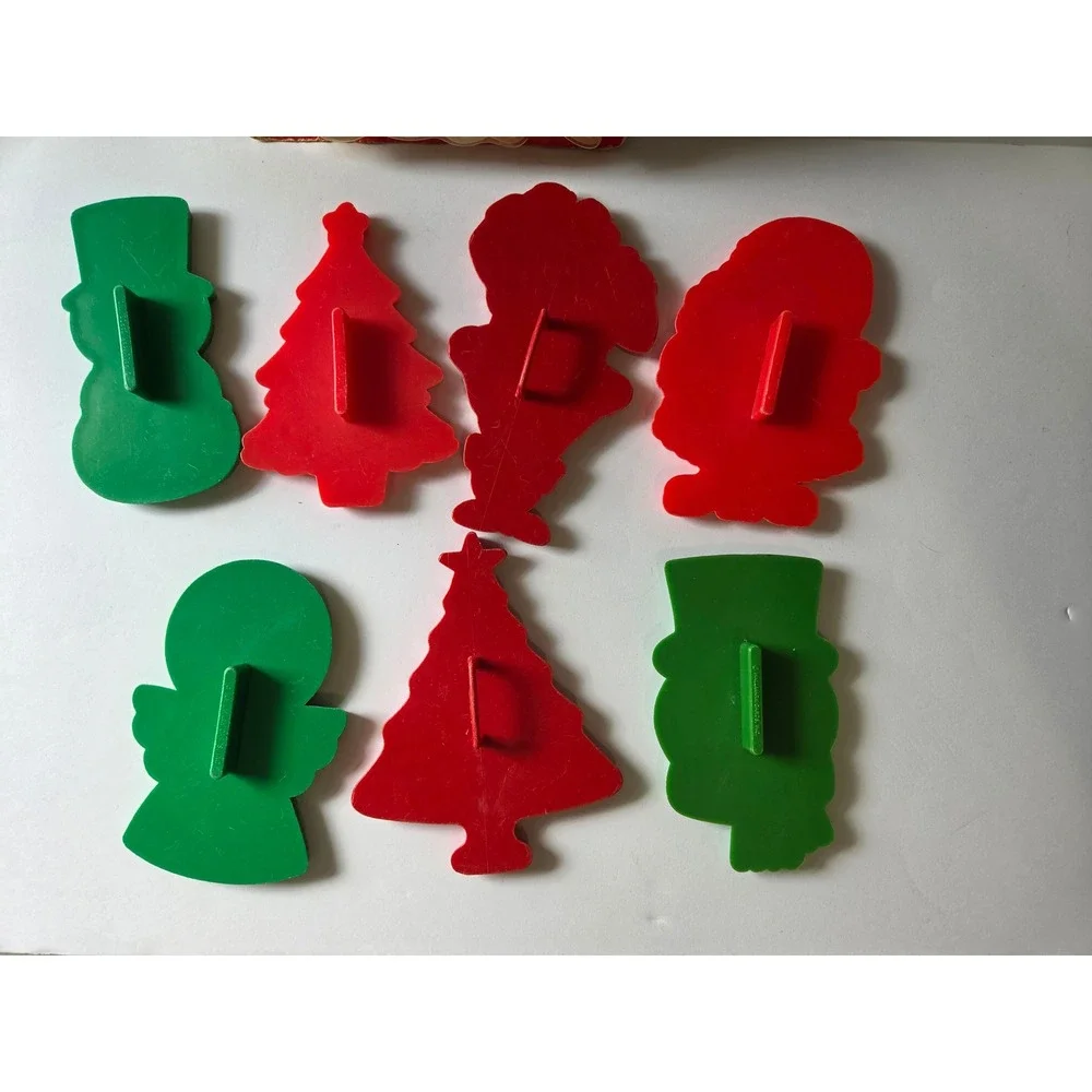 Vintage Hallmark Tupperware Durkee Christmas Cookie Cutters Holiday Lot of 12